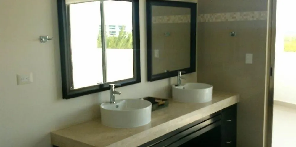 Condominios Lindos Riviera Maya 3*,